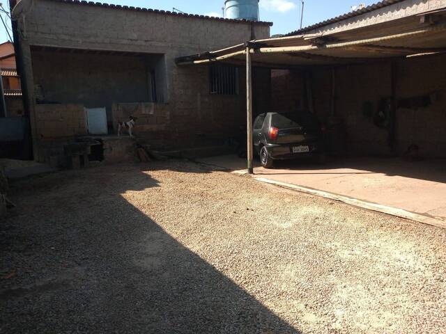 Casa para Venda em Ribeirão das Neves - 3