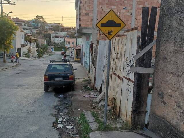 Área para Venda em Ribeirão das Neves - 4