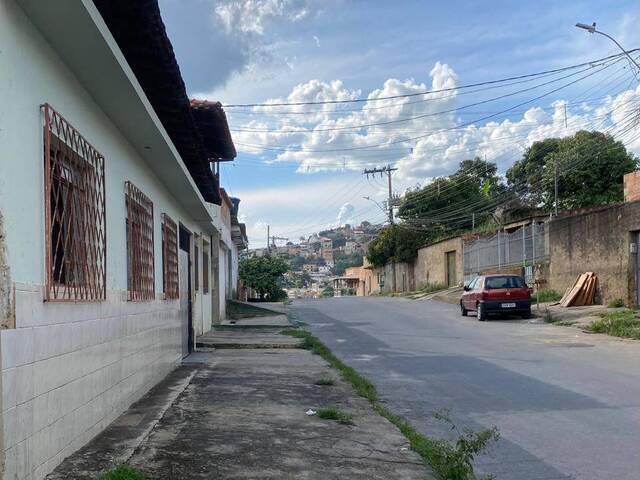 #310 - Casa para Venda em Ribeirão das Neves - MG